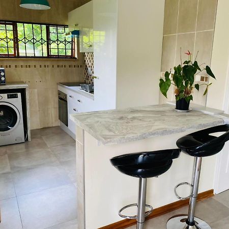 Garden And Park Leisure On Tugela Apartment เบโนนิ ภายนอก รูปภาพ