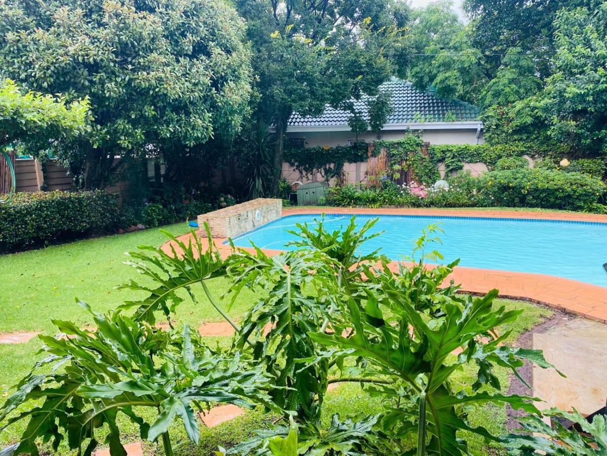 Garden And Park Leisure On Tugela Apartment เบโนนิ ภายนอก รูปภาพ