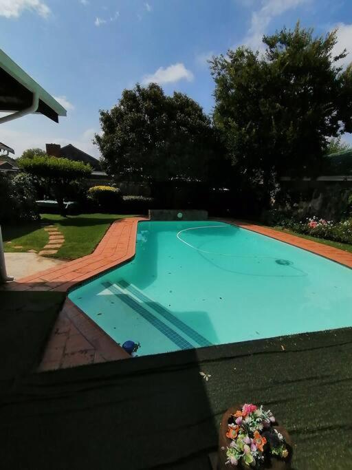 Garden And Park Leisure On Tugela Apartment เบโนนิ ภายนอก รูปภาพ
